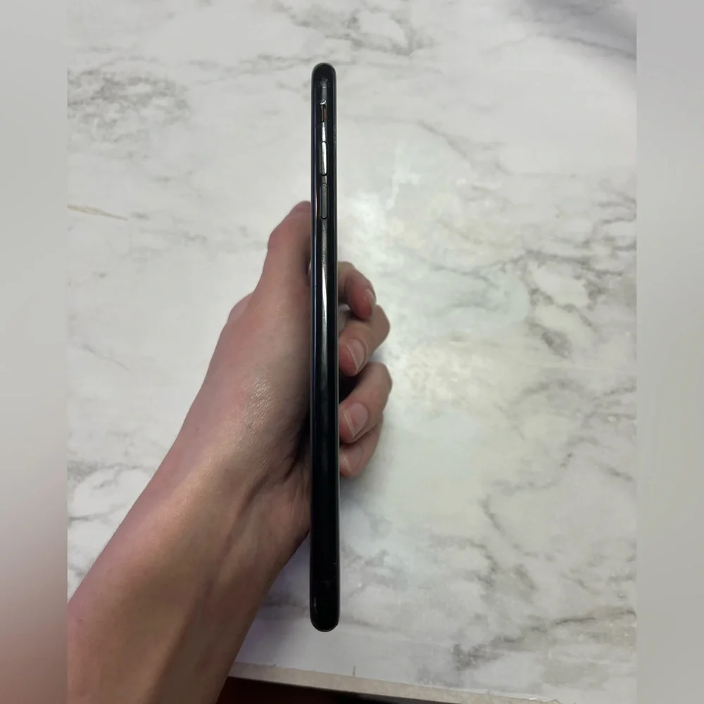 Black iPhone 7 Plus